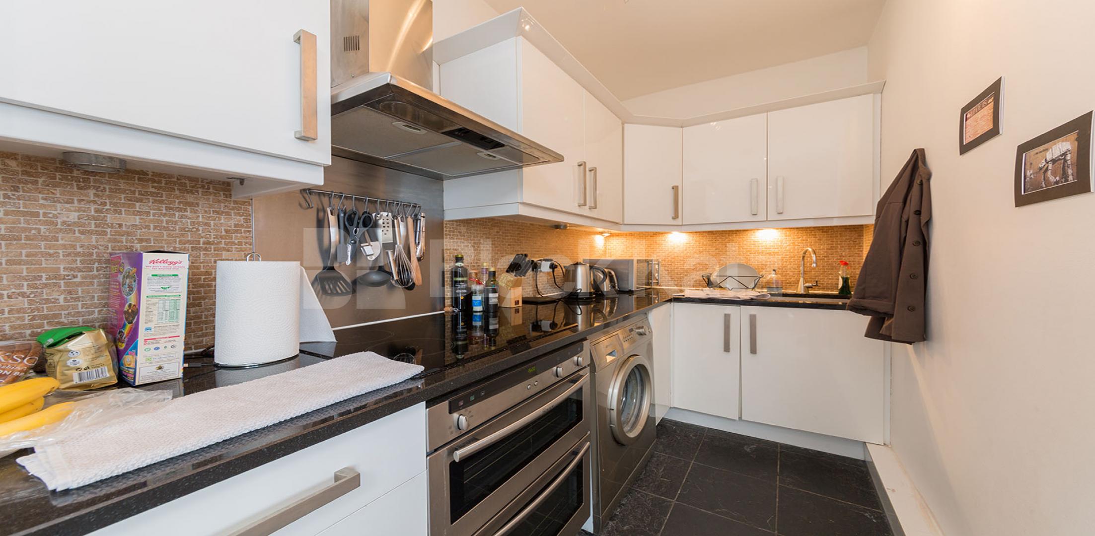 			NEW INSTRUCTION!, 1 Bedroom, 1 bath, 1 reception Apartment			 New Wharf Road, KINGS CROSS / ISLINGTON